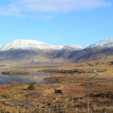 Connemara Mountain Hostel *